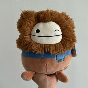 Benny the Bigfoot with Scarf 7” Squishmallow